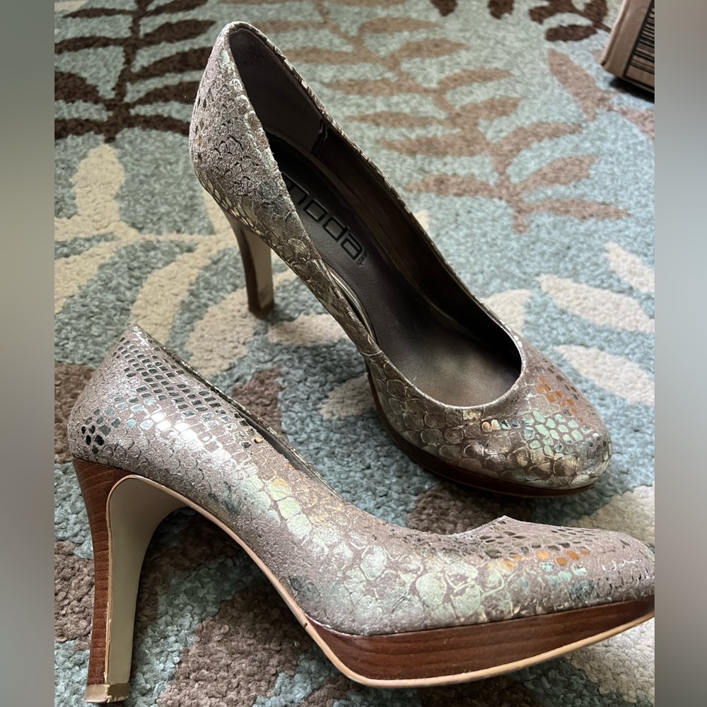 MODA Spana Heels